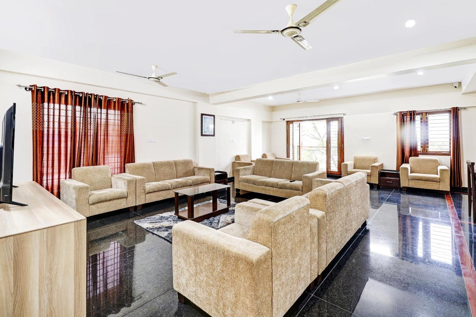 Capital O R R Residency Hotell Bangalore Exteriör bild