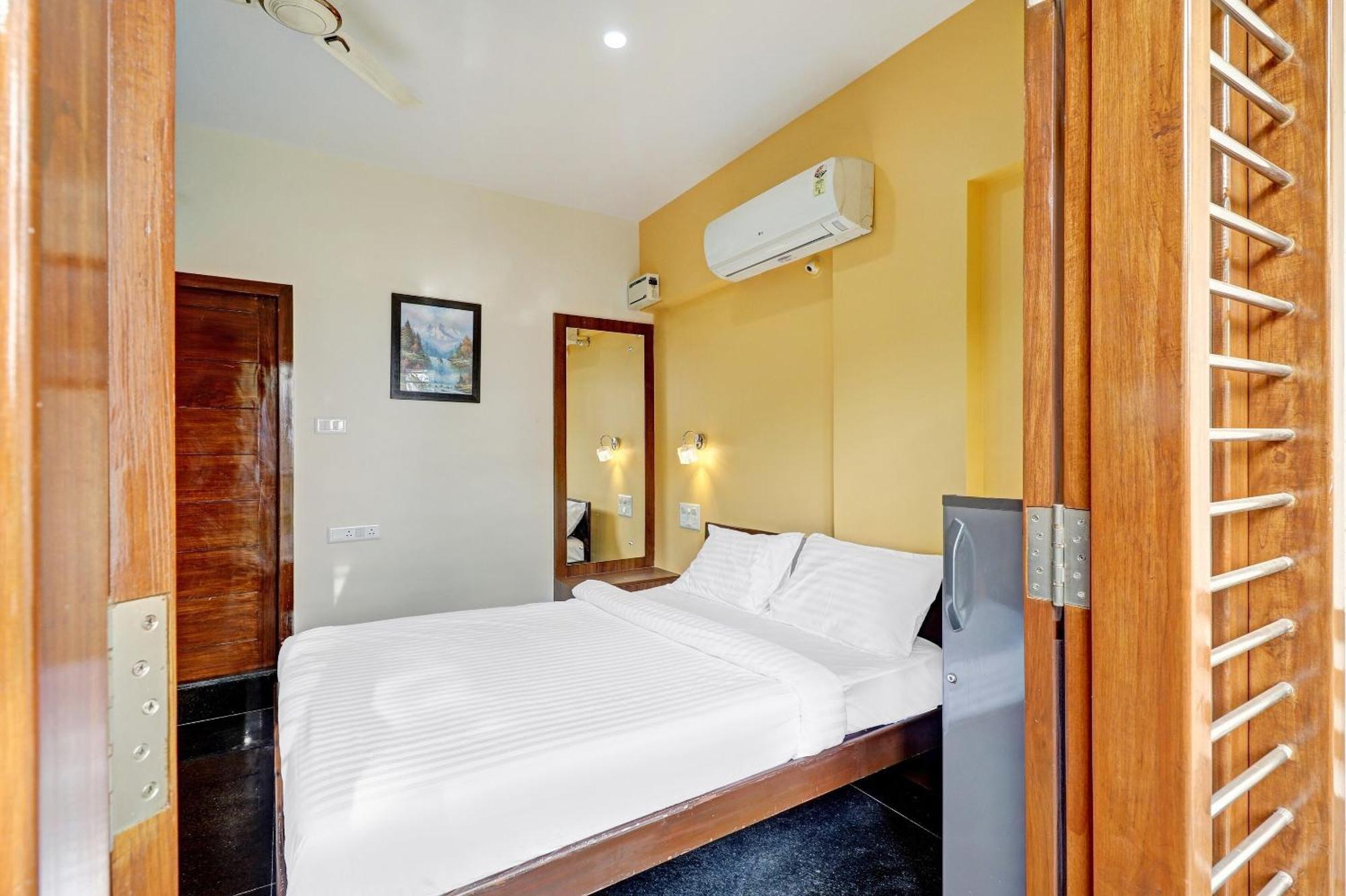 Capital O R R Residency Hotell Bangalore Exteriör bild